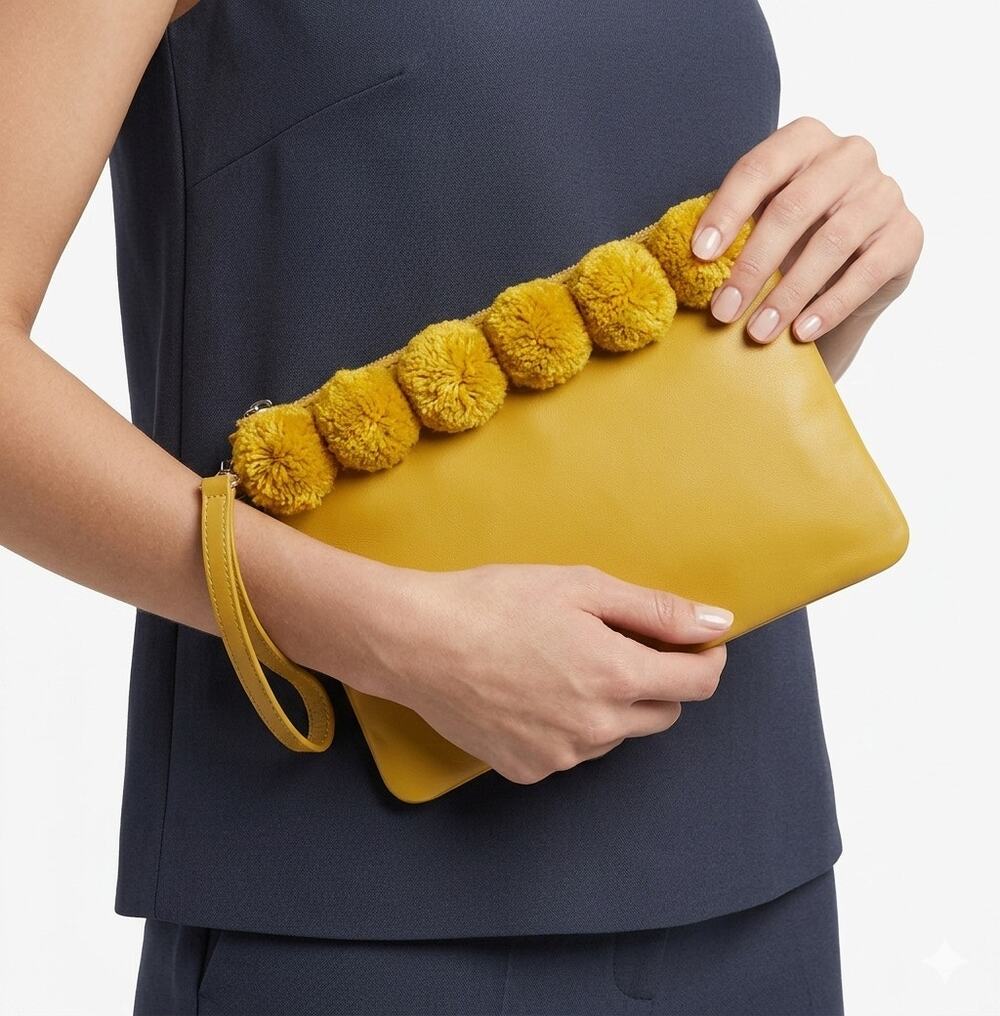 Vintage yellow handbag.